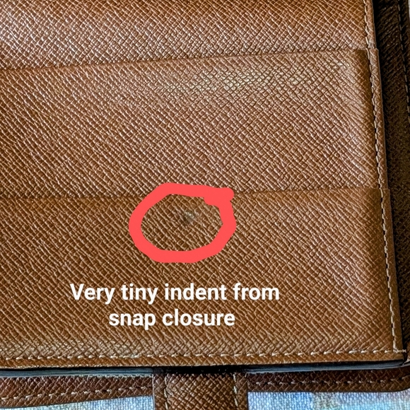 Louis Vuitton Vtg Monogram Compact Zip Around Bi aFold Wallet - Picture 16 of 16